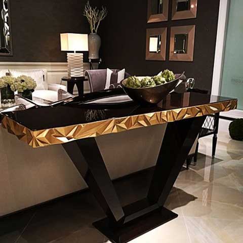 Gold Metal Detaylı Siyah Dresuar