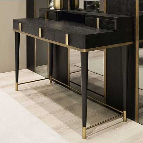 Gold Metal Detaylı Ahşap Siyah Dresuar